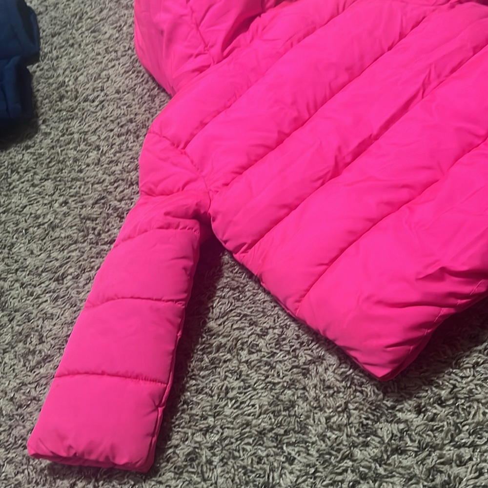 Pink puffer jacket - Picture 4 of 5